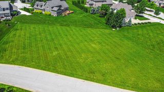 1810 Bramble Trace, Chesterton, IN 46304