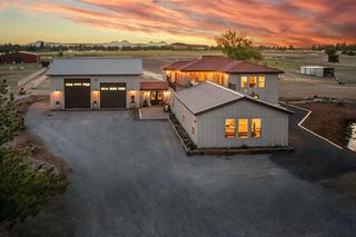 24166 Dodds Road, Bend, OR 97701