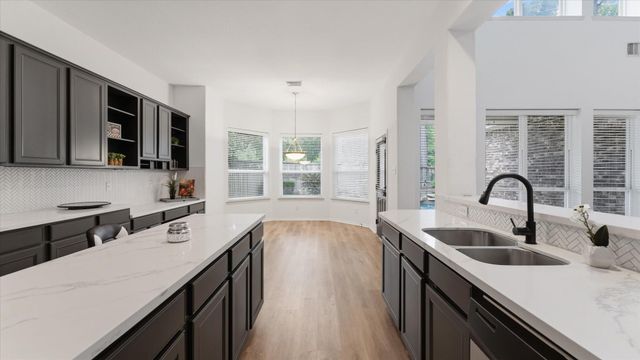 58 S Longsford Circle, The Woodlands, TX 77382
