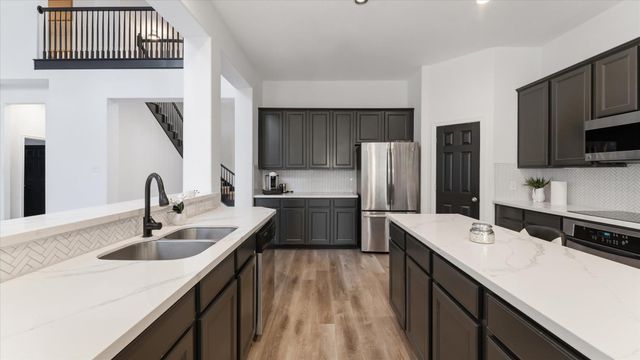 58 S Longsford Circle, The Woodlands, TX 77382