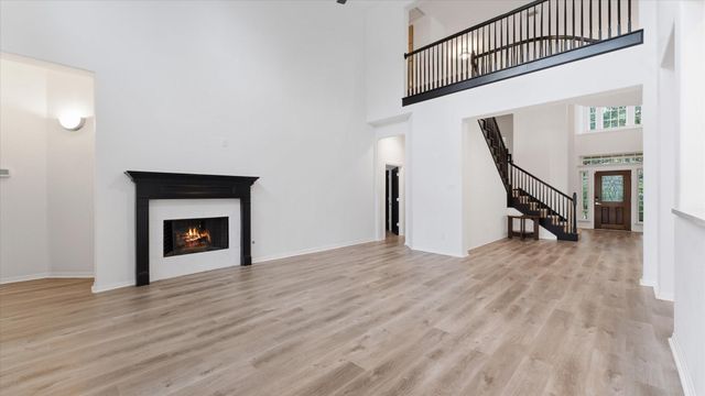 58 S Longsford Circle, The Woodlands, TX 77382