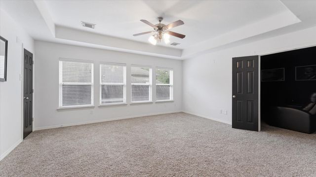 58 S Longsford Circle, The Woodlands, TX 77382