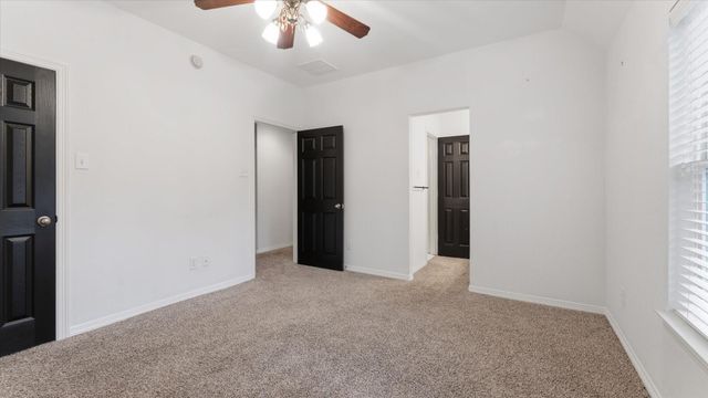 58 S Longsford Circle, The Woodlands, TX 77382