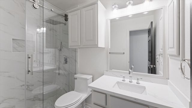 58 S Longsford Circle, The Woodlands, TX 77382