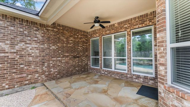 58 S Longsford Circle, The Woodlands, TX 77382