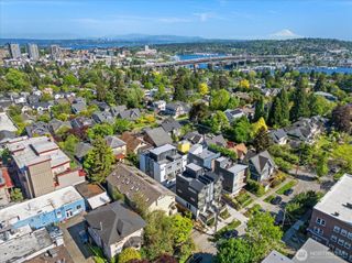 4414 Corliss Avenue N #B, Seattle, WA 98103