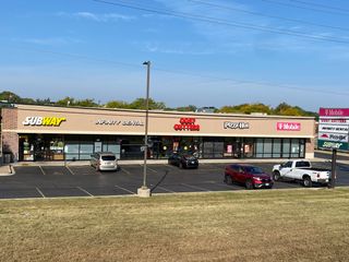 1388 S US Highway 12 Highway, Fox Lake, IL 60020