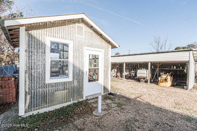 201 W Cross Street, Nashville, NC 27856