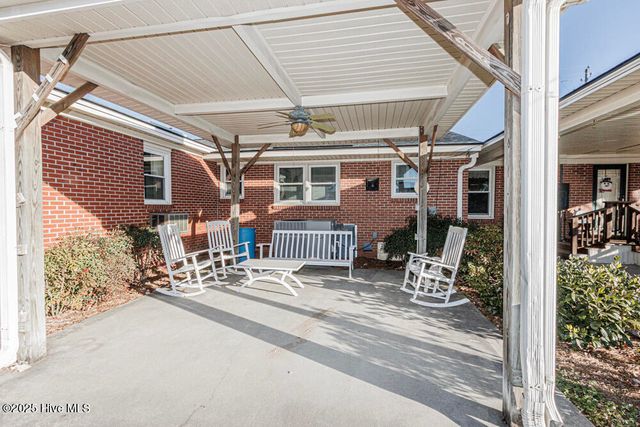 201 W Cross Street, Nashville, NC 27856