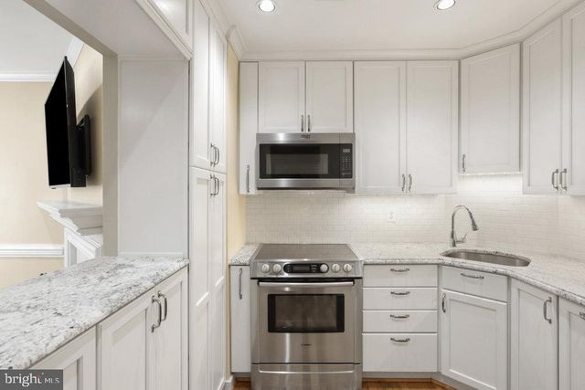 568 N SAINT ASAPH ST N, Alexandria, VA 22314