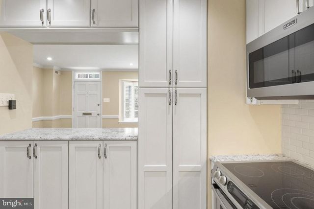 568 N SAINT ASAPH ST N, Alexandria, VA 22314