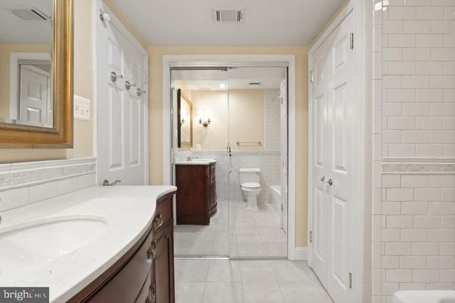 568 N SAINT ASAPH ST N, Alexandria, VA 22314