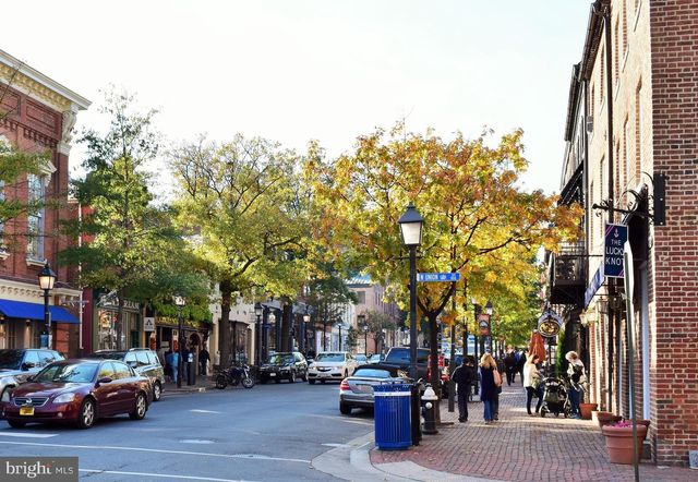 568 N SAINT ASAPH ST N, Alexandria, VA 22314