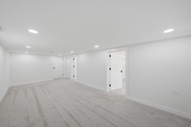 2714 N New England Avenue, Chicago, IL 60707