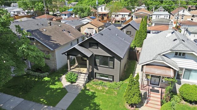 2714 N New England Avenue, Chicago, IL 60707