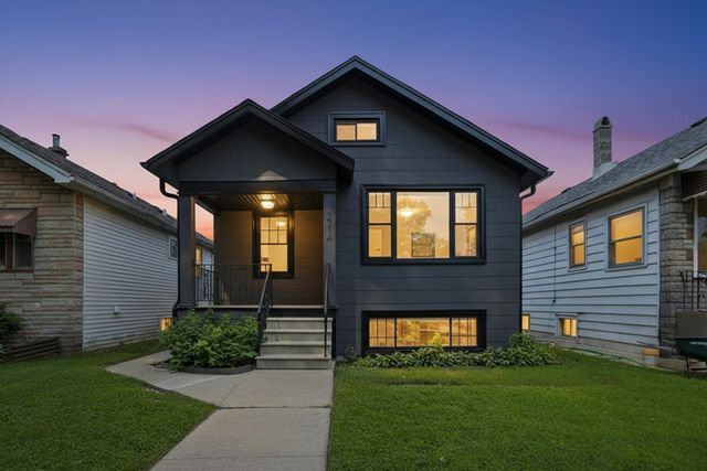 2714 N New England Avenue, Chicago, IL 60707