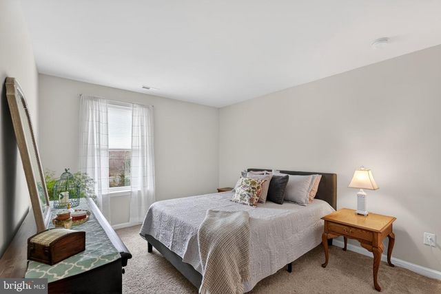 13 WESTMONT DR, Medford, NJ 08055