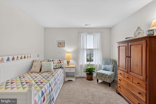 13 WESTMONT DR, Medford, NJ 08055