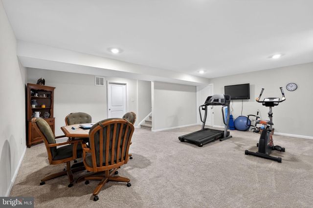 13 WESTMONT DR, Medford, NJ 08055