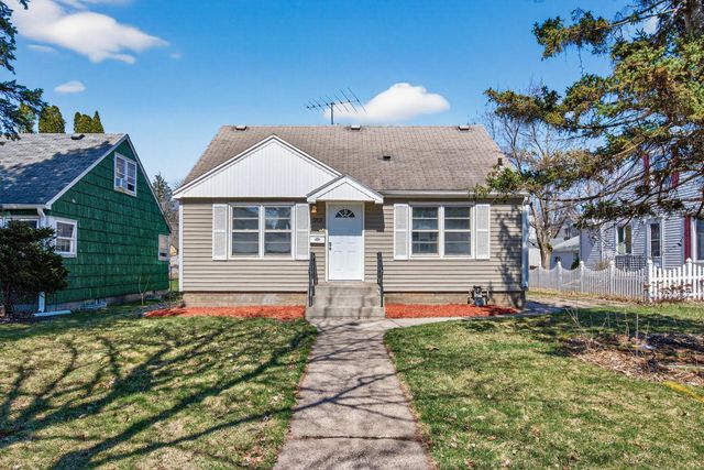 1701 Rose Avenue E, Saint Paul, MN 55106