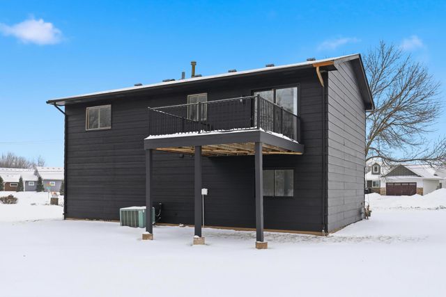 2801 11th Avenue, Anoka, MN 55303