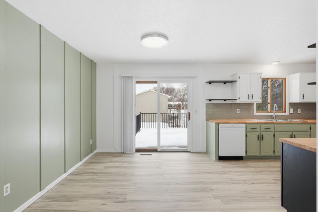 2801 11th Avenue, Anoka, MN 55303