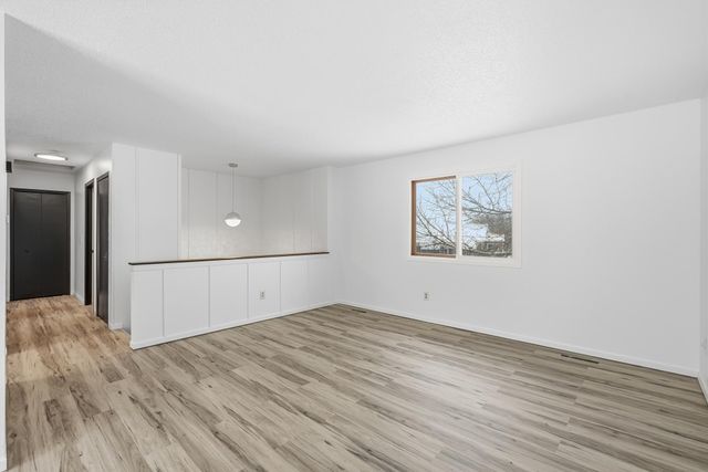 2801 11th Avenue, Anoka, MN 55303