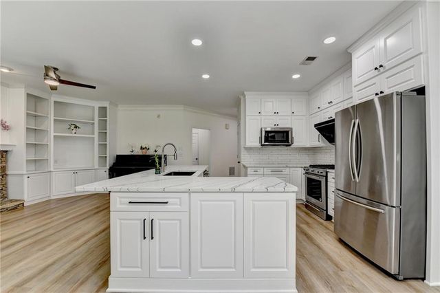 6080 Grand View Way, Suwanee, GA 30024
