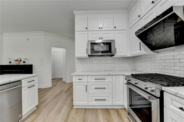 6080 Grand View Way, Suwanee, GA 30024