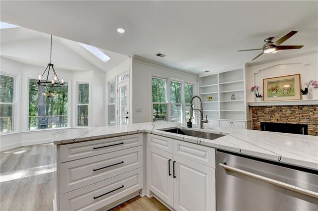 6080 Grand View Way, Suwanee, GA 30024