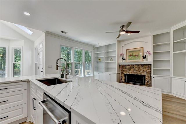 6080 Grand View Way, Suwanee, GA 30024