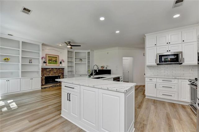 6080 Grand View Way, Suwanee, GA 30024