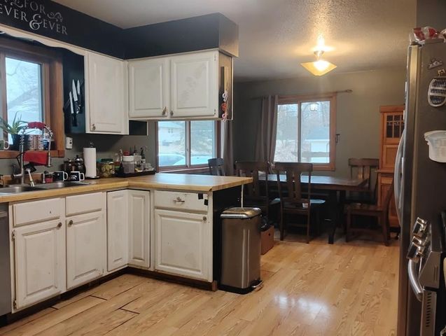 813 Oliver Lane, Colfax, WI 54730