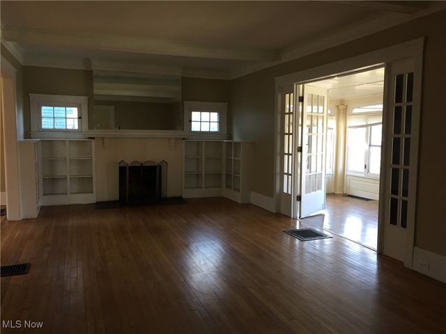 3186 Whitethorn Road, Cleveland Heights, OH 44118