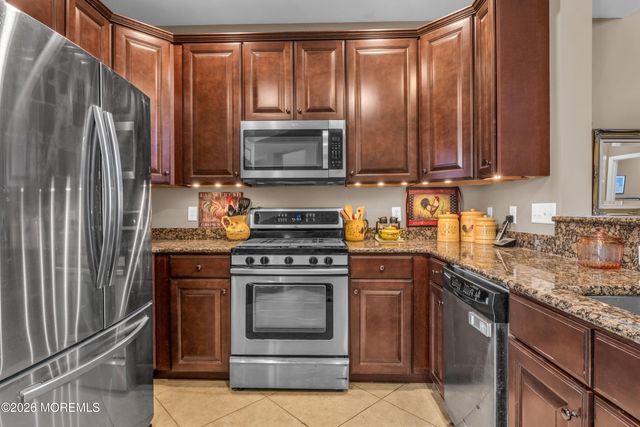 204 April Way, Middletown, NJ 07748