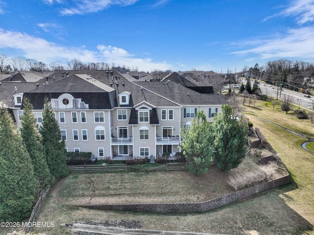 204 April Way, Middletown, NJ 07748