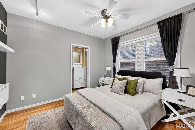 7458 Gannon Avenue, University City, MO 63130