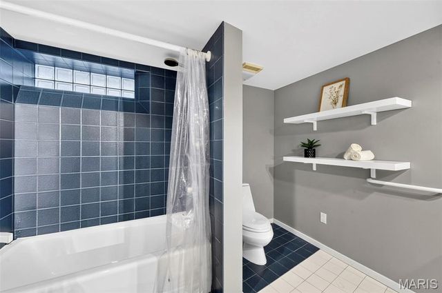 7458 Gannon Avenue, University City, MO 63130
