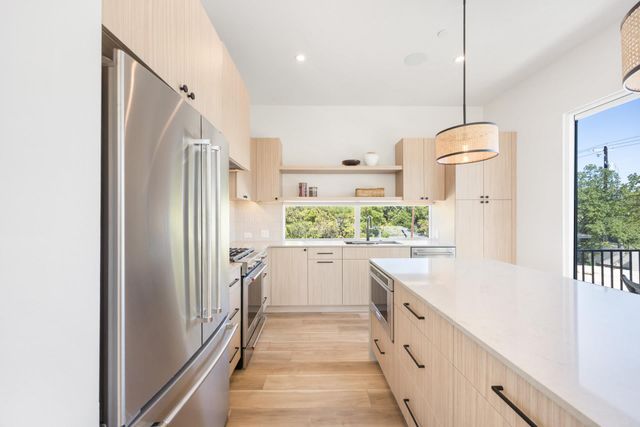 10805 Desert TRL 1024, Austin, TX 78758