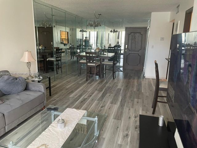 801 Three Islands Blvd 112, Hallandale Beach, FL 33009