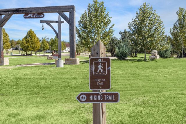 1034 Grant Wood Ave 107, Driftwood, TX 78619