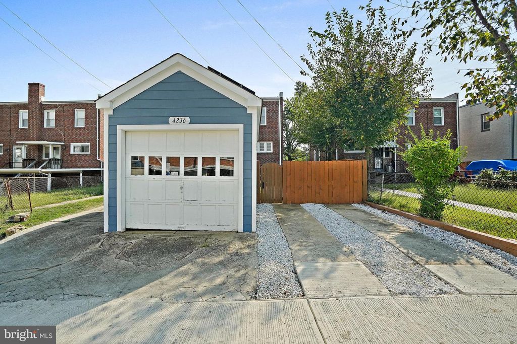4236 14TH ST NE, Washington, DC 20017