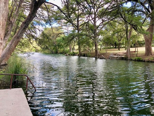 115 Chaparral Place, Ingram, TX 78025