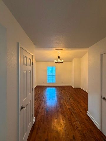 621 Carriagehouse Lane 4f, Garland, TX 75040