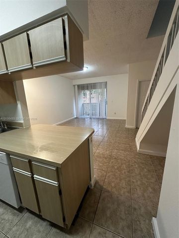 18356 NW 68th Avenue K, Hialeah, FL 33015