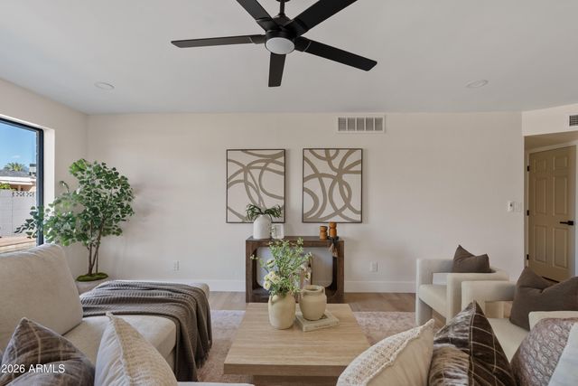3416 E EDGEWOOD Avenue, Mesa, AZ 85204