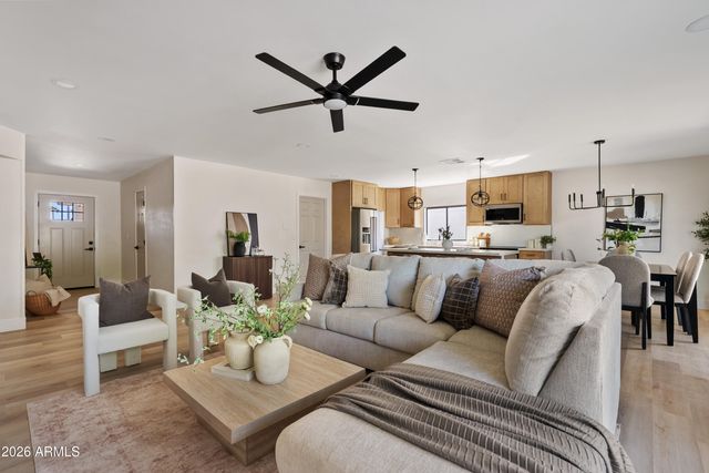 3416 E EDGEWOOD Avenue, Mesa, AZ 85204