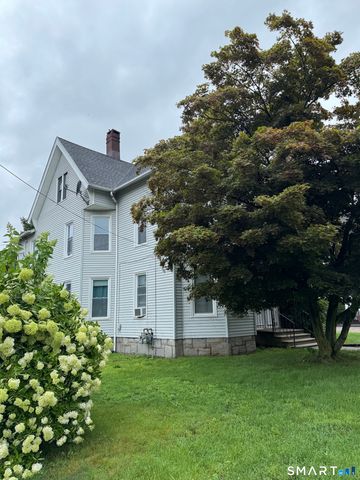 275 Wakelee Avenue, Ansonia, CT 06401