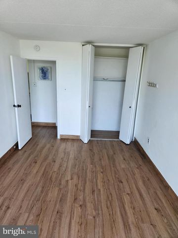 529 PLAYA DEL SOL RD, Cherry Hill, NJ 08002