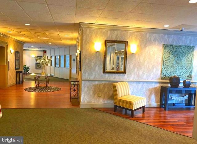 529 PLAYA DEL SOL RD, Cherry Hill, NJ 08002
